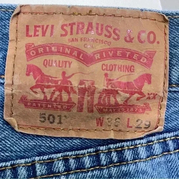 Levi’s 501 15155-537303 Button Fly Men’s Jeans 36 x 29 - Picture 8 of 9
